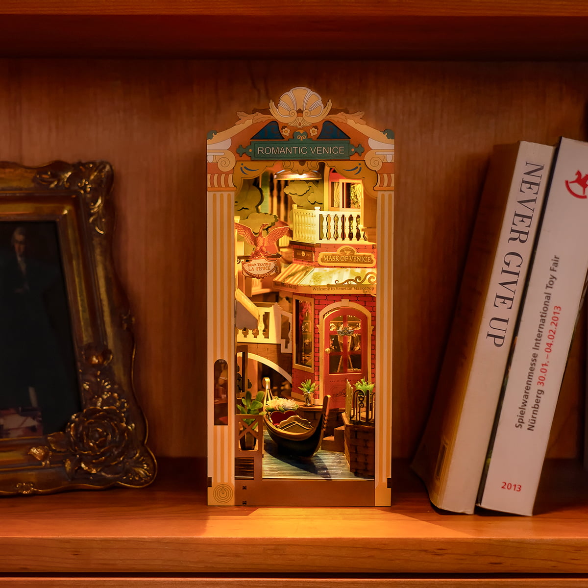 Rolife DIY Book Nook Kit - Romantic Venice TGB08 gallery image 4