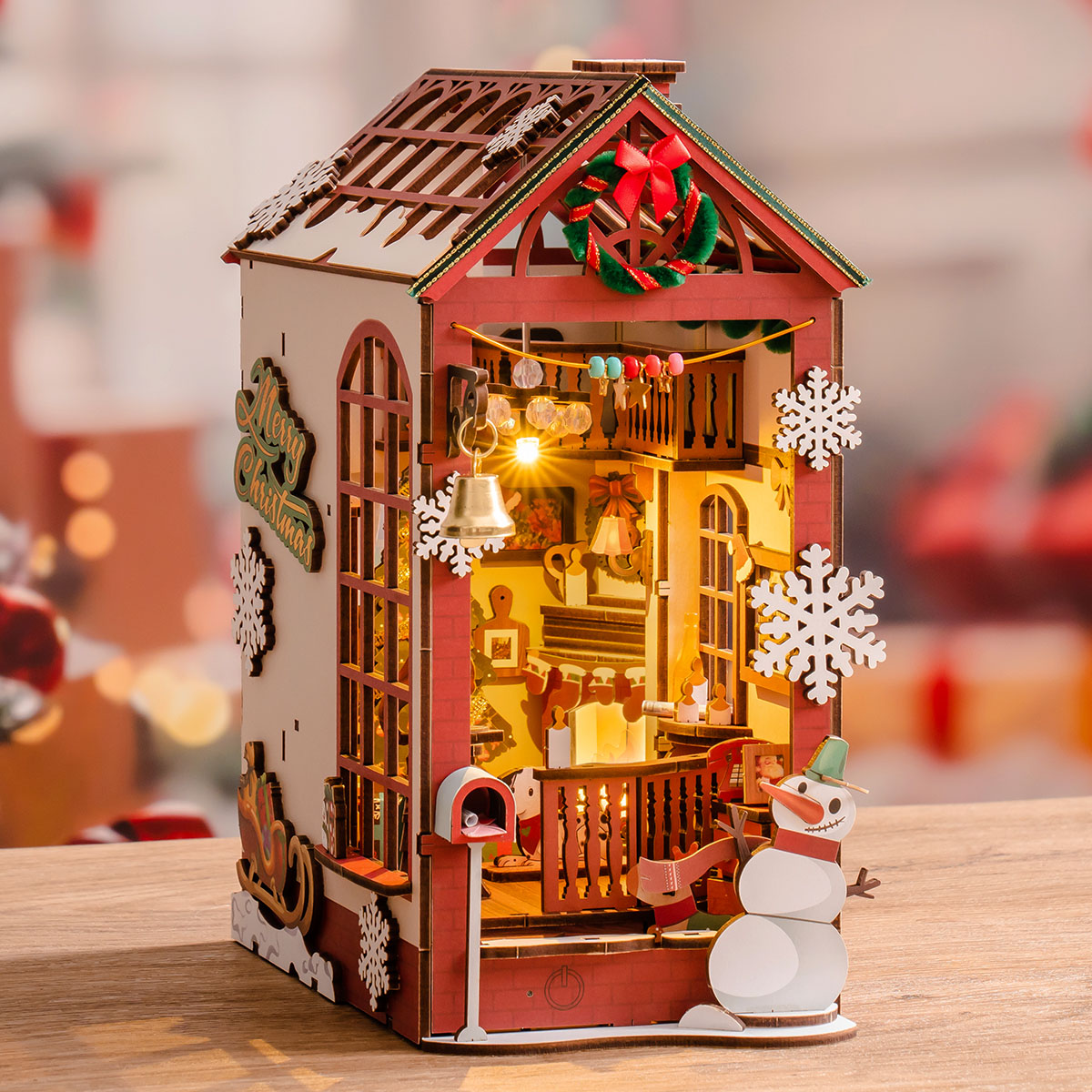 Rolife DIY Book Nook Kit - Christmas Indoor Scene TGC07 gallery image 1