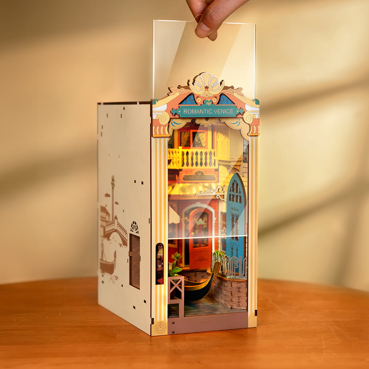 Rolife DIY Book Nook Kit - Romantic Venice TGB08 gallery image 3