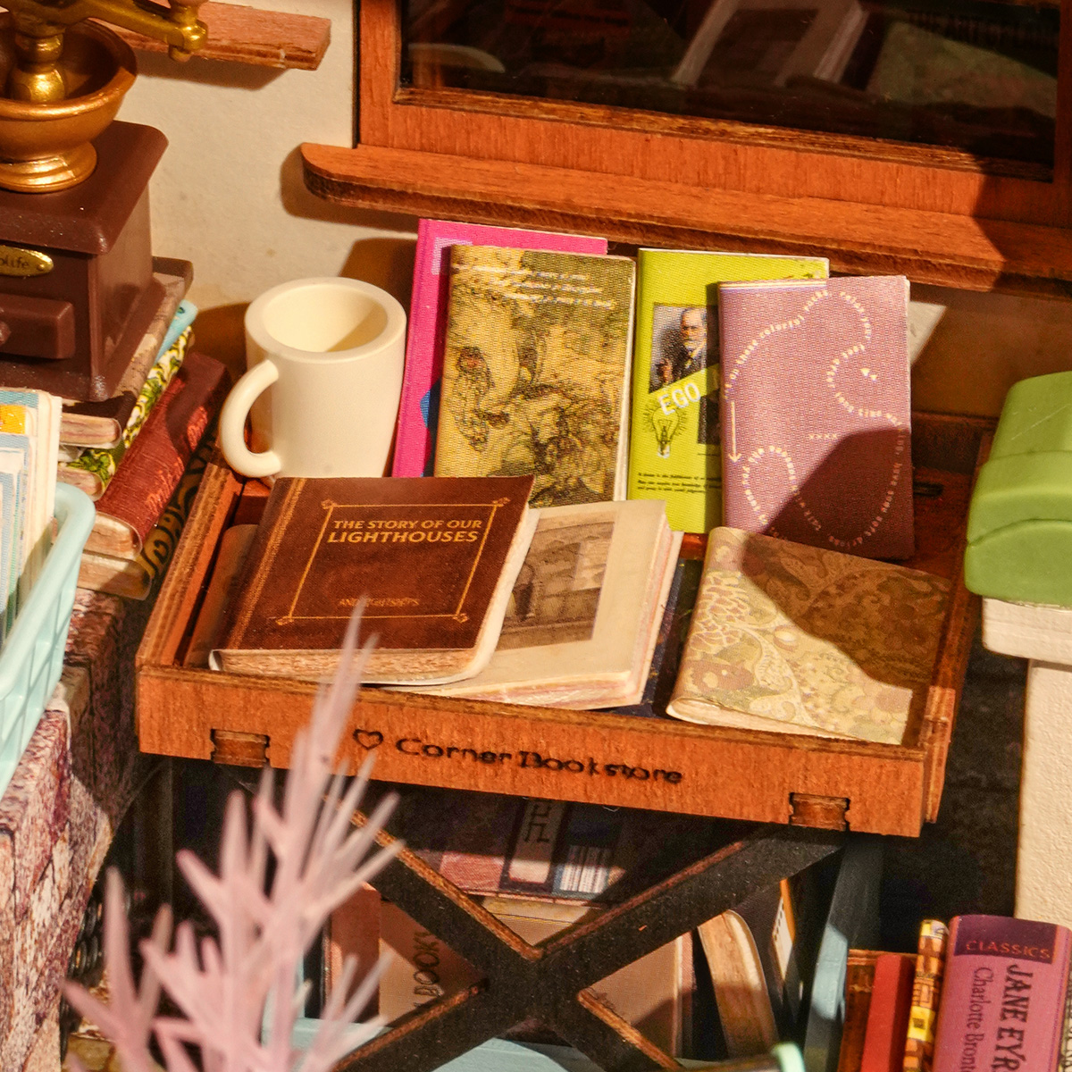 Rolife DIY Miniature House Kit - Corner Bookstore DG164 gallery image 5