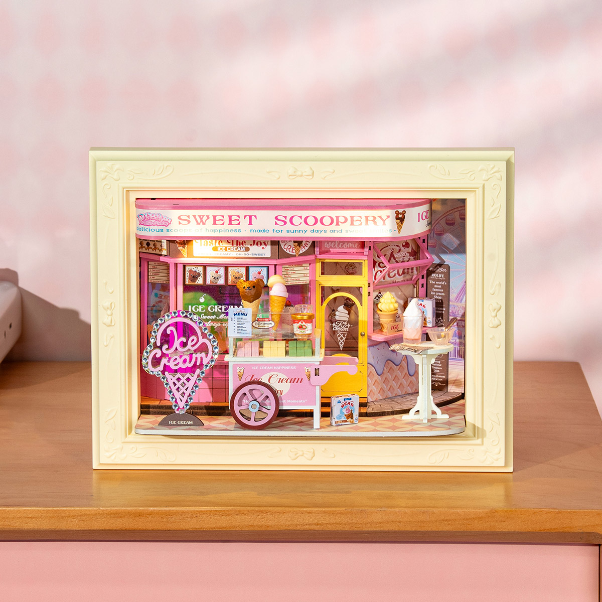 Rolife Sweet Scoopery Ice Cream DP002 story frame displayed on a tabletop