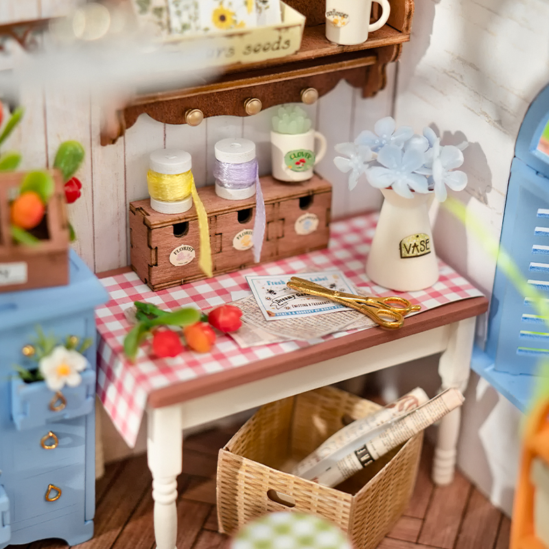 Rolife Miniature House - Dreamy Garden House DG163 interior table and shelf detail close-up