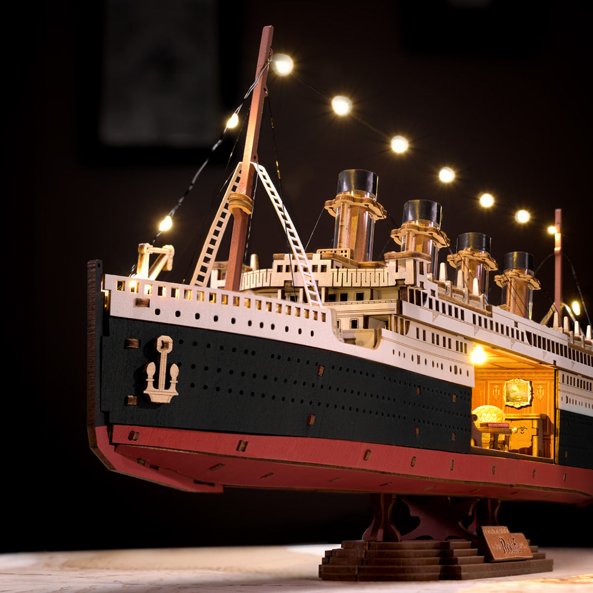 1912 Eternal Atlantic Voyager TGL02 close-up of the bow, funnels, and lighted deck details