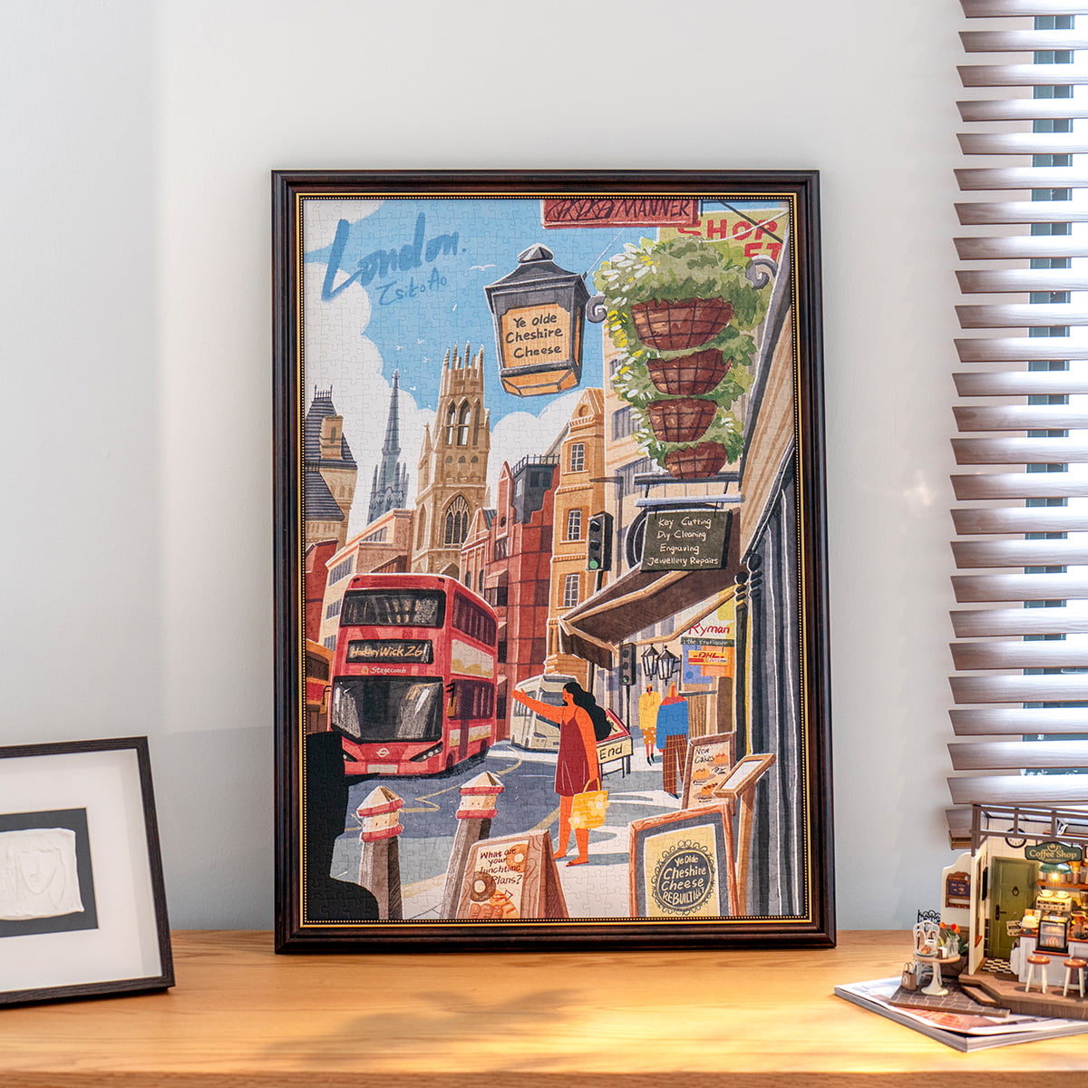 Rolife 1000 Piece Jigsaw Puzzle - Walk in London PT003 gallery image 4
