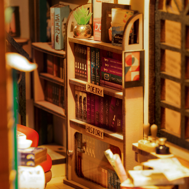 Rolife DIY Book Nook Kit - Bookstore TGB07 cozy bookshelf interior detail close-up