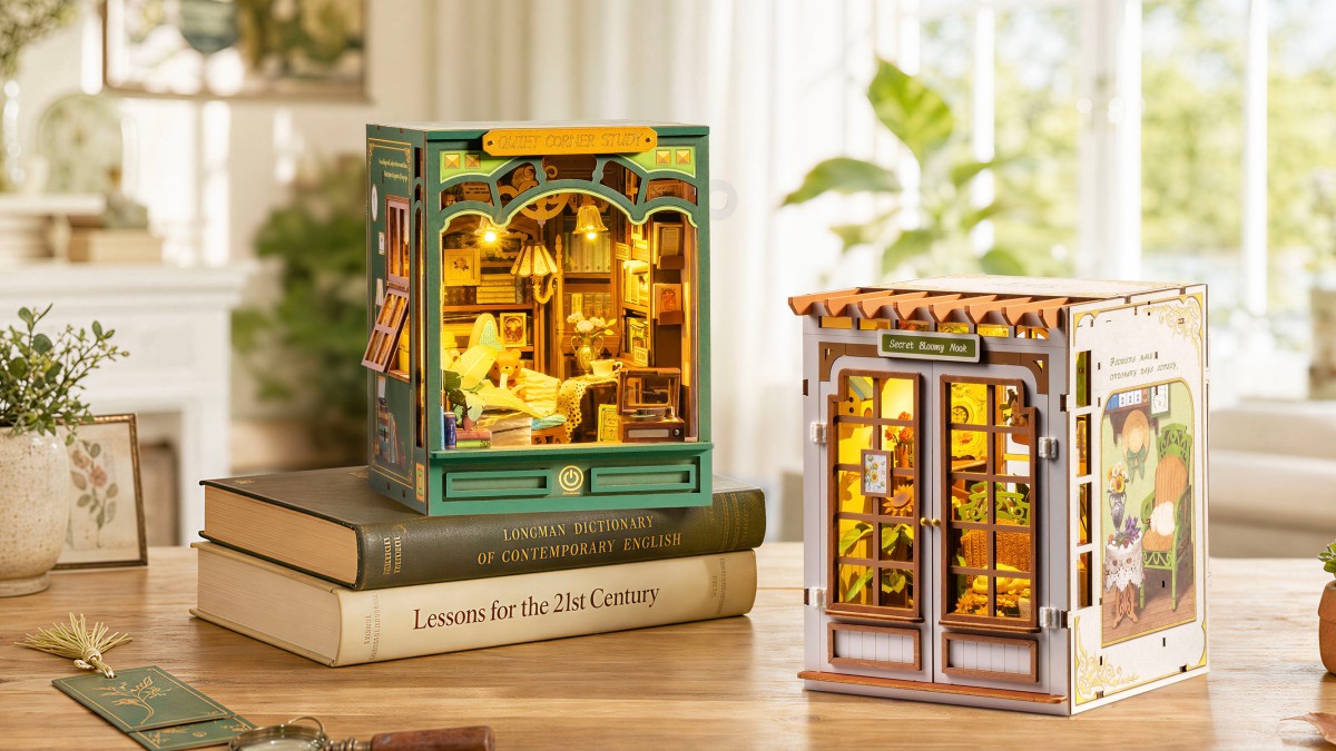 Best Book Nooks With Dust Covers in 2026