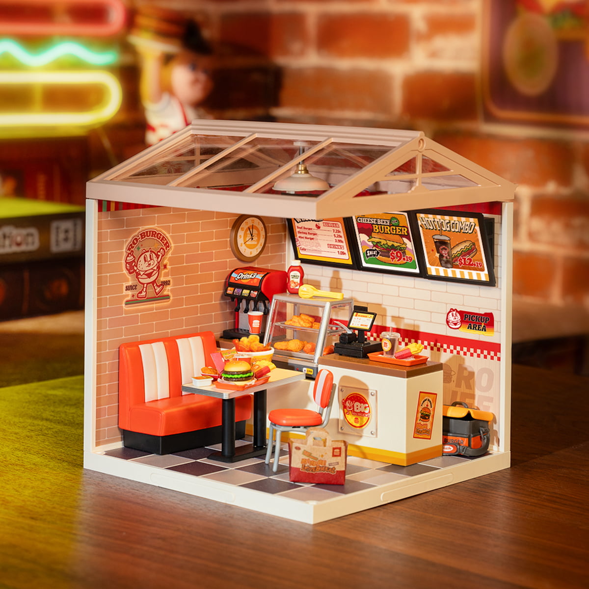 Rolife Yum Yum Burgers Super Creator Miniature House DW010 gallery image 1