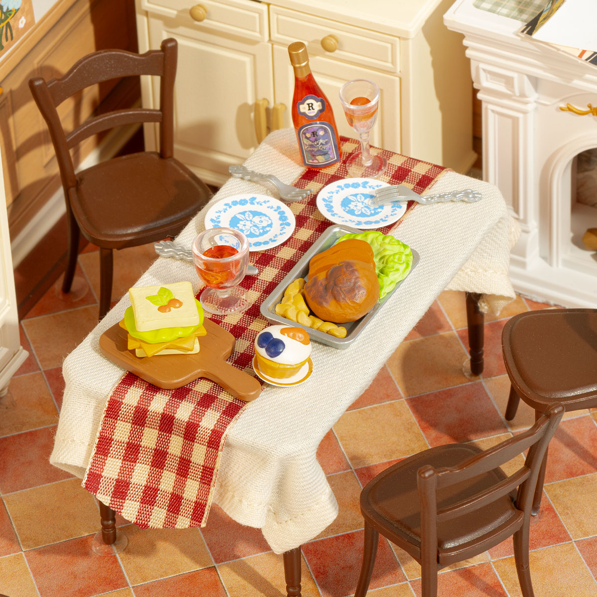Rolife Warm Dining Room Super Creator Miniature House DW015B gallery image 3