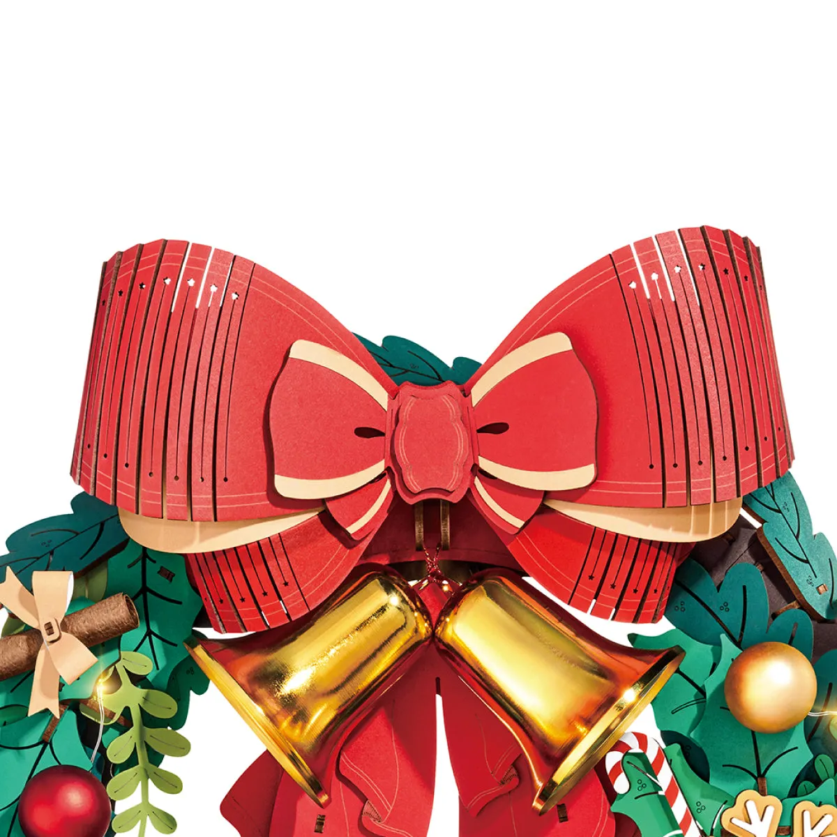 Christmas Wreath TGL04 close-up of the red bow and gold bell details