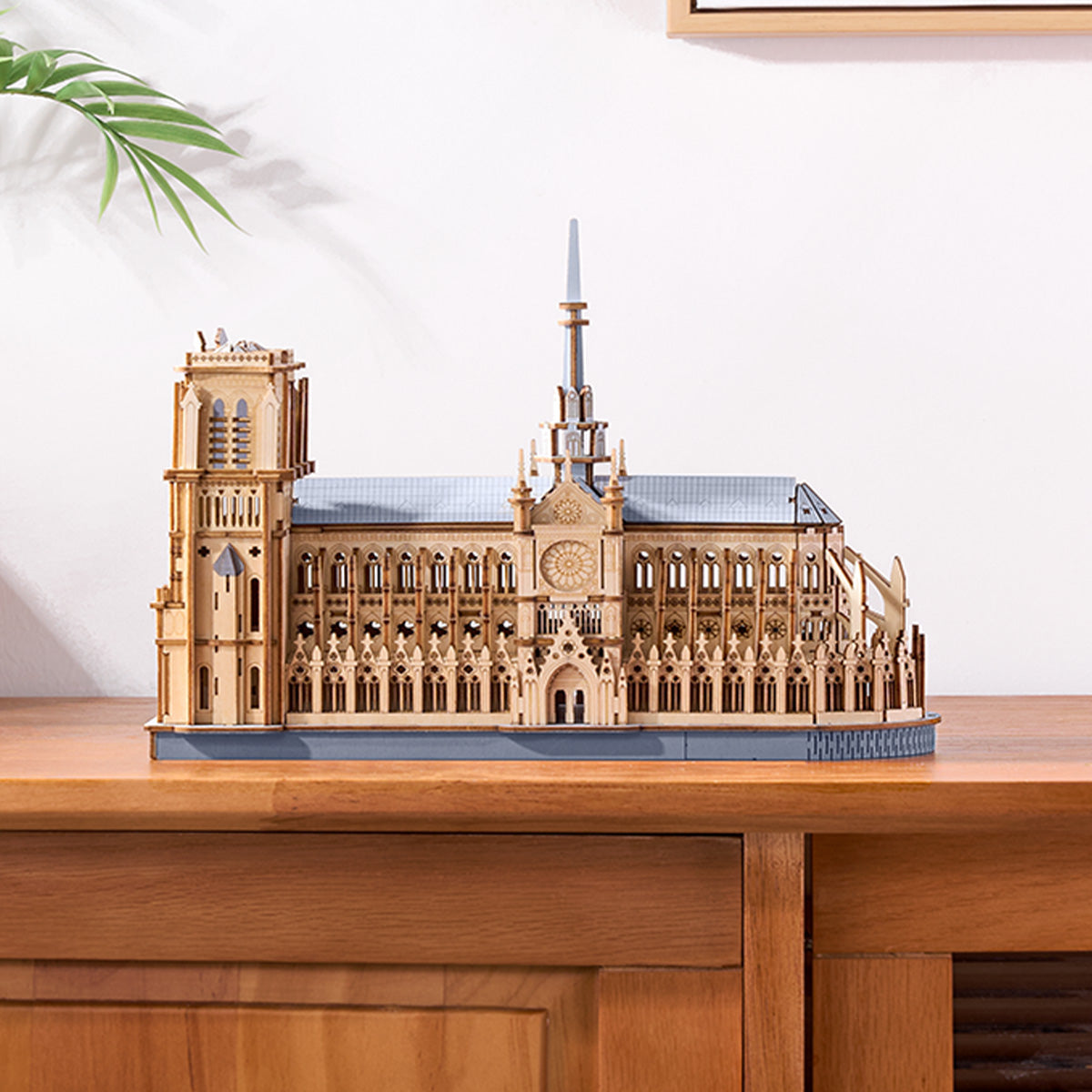 Paris Cathedral TG511 tabletop shelf display scene