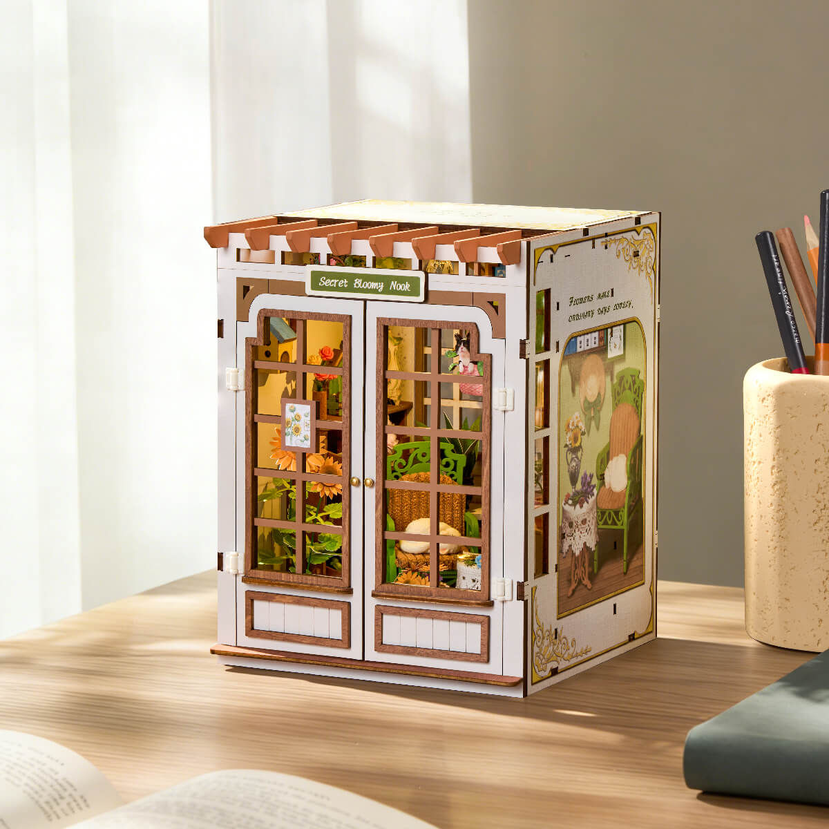 Rolife DIY Book Nook - Secret Bloomy Nook TGE04