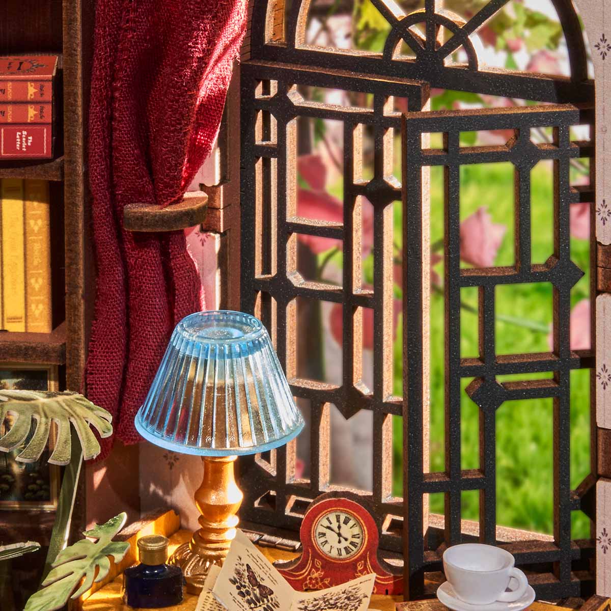 Rolife DIY Book Nook Kit - Silent Corner Study TGE02 gallery image 5