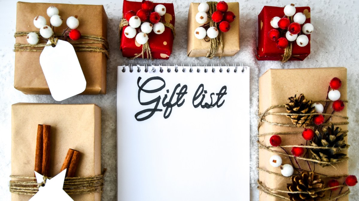 The Ultimate Christmas Gift Guide for DIY Lovers
