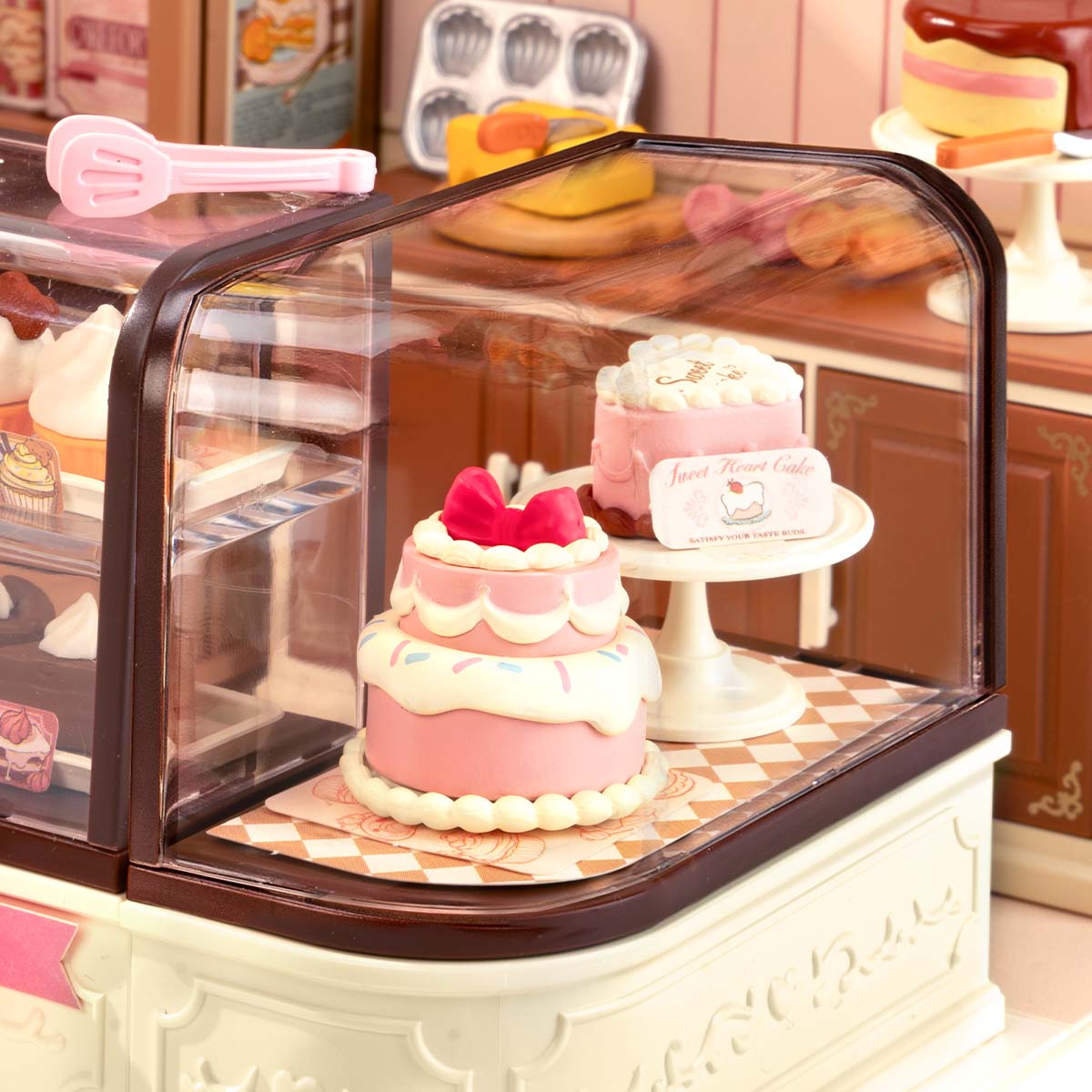 Rolife Tasty Cake Shop Super Creator Miniature House DW019B gallery image 5