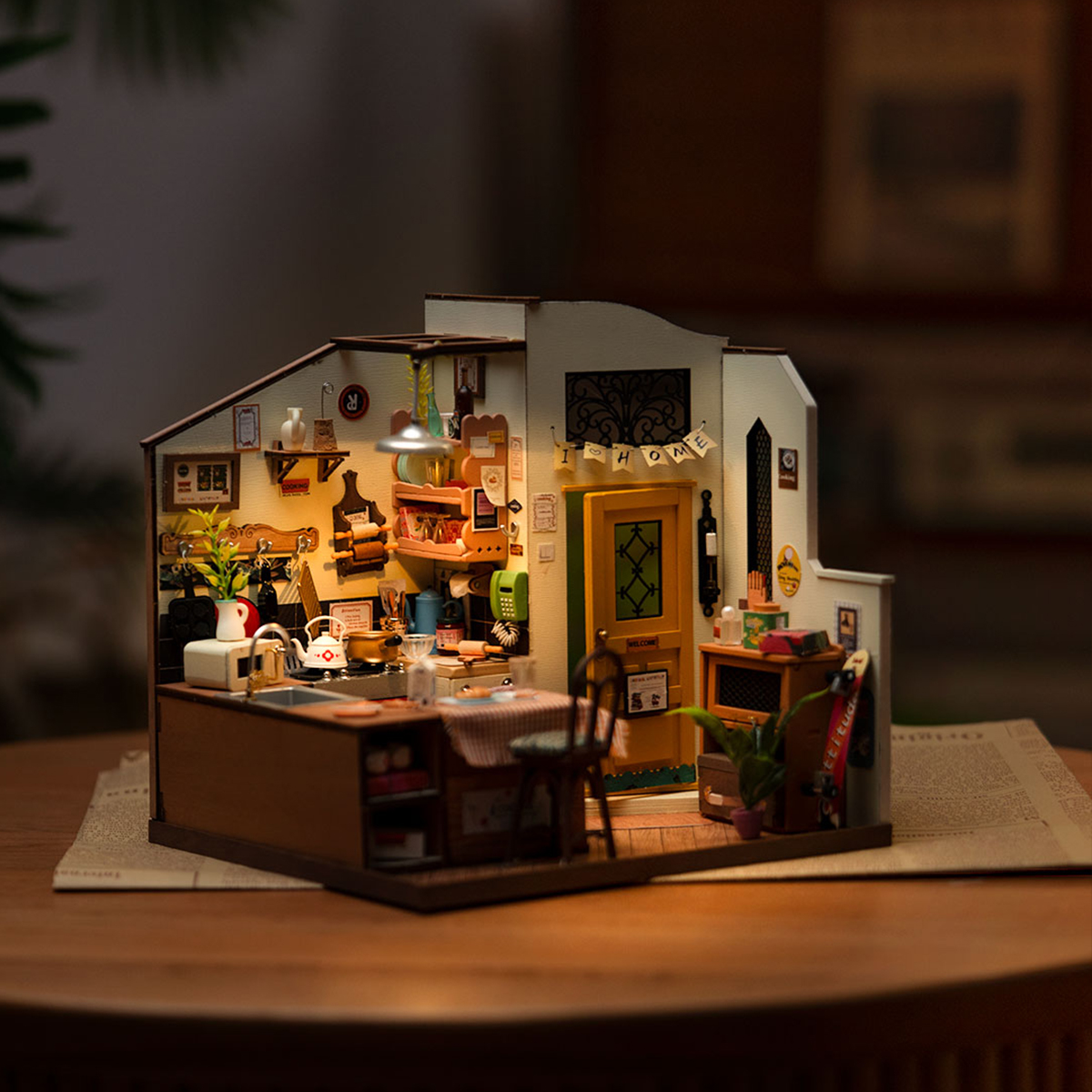 Rolife DIY Miniature House - Cozy Kitchen DG159 warm kitchen tabletop display scene
