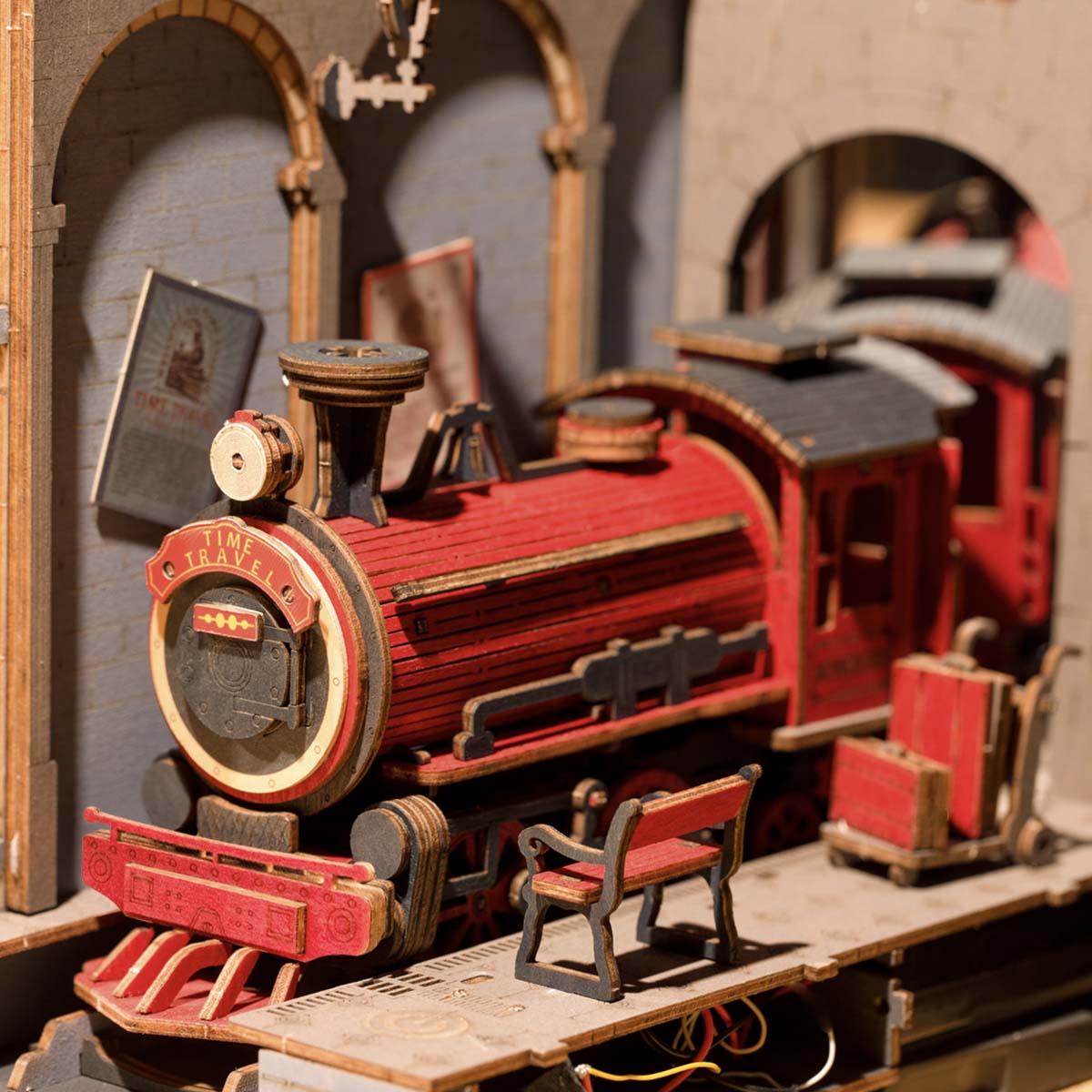 Rolife DIY Book Nook Kit Time Travel TGB04 retro steam train detail close-up